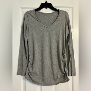 Motherhood Long-sleeved Gray Side Ruched Tee